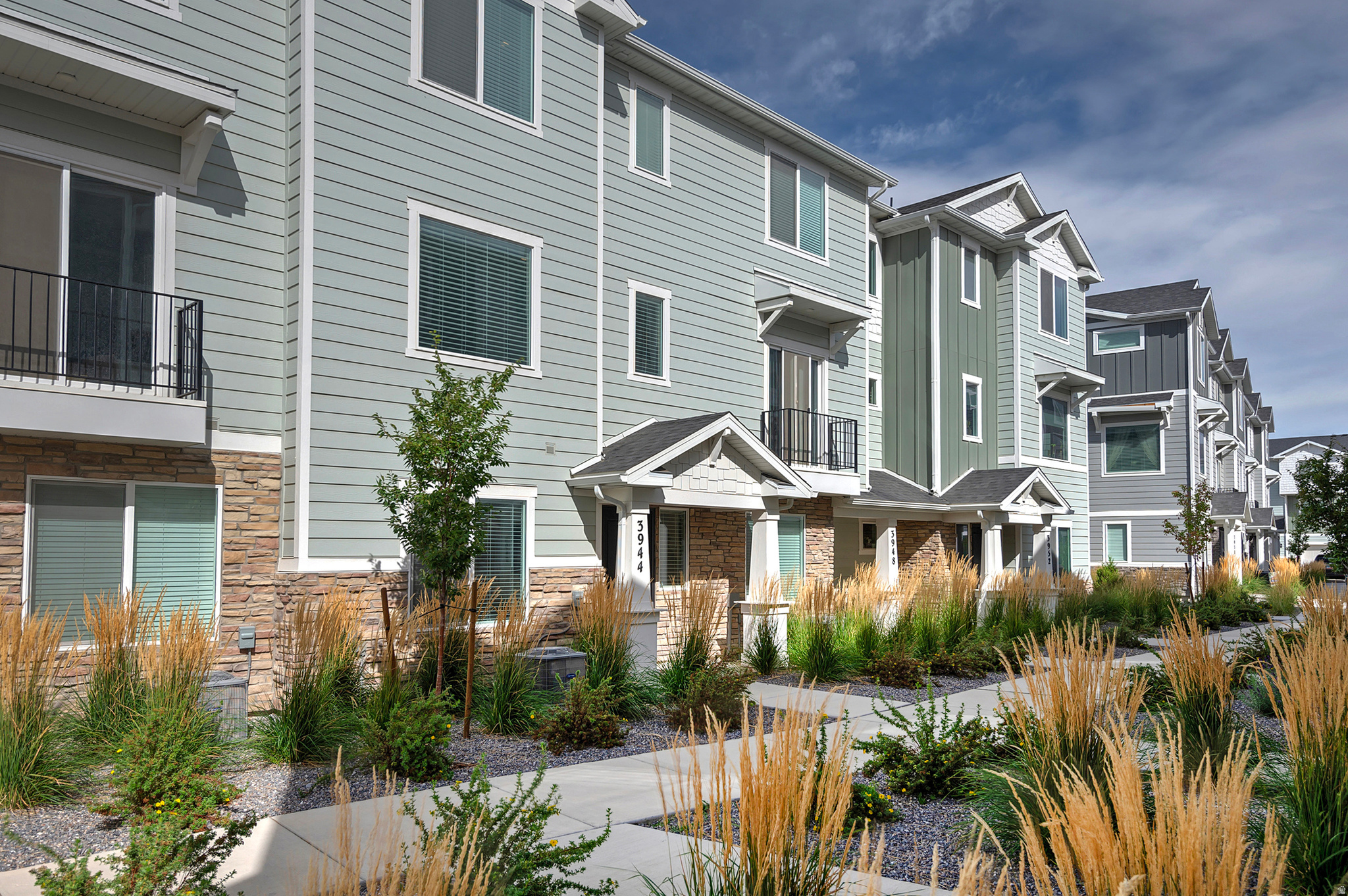 EAGLE POINT - Residential