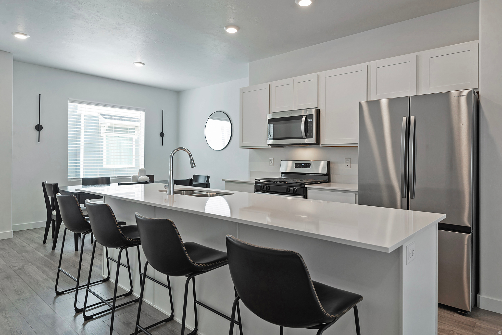 EAGLE POINT - Residential