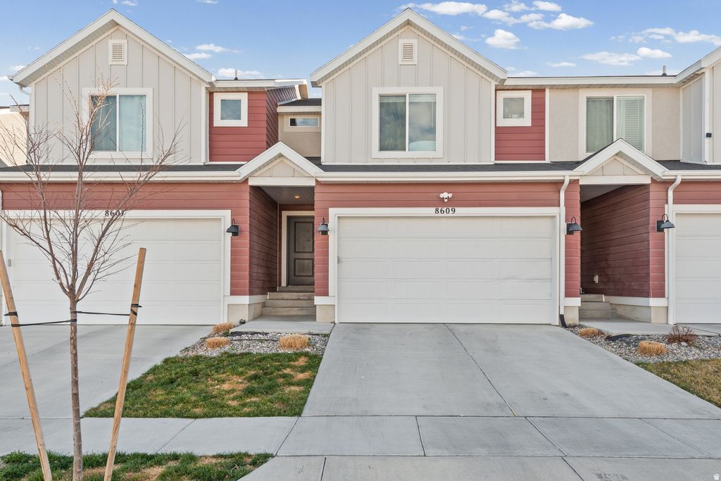 Photo of 8609 W MEADOW BANK WAY, Magna, UT 84044 (MLS # 2157882)