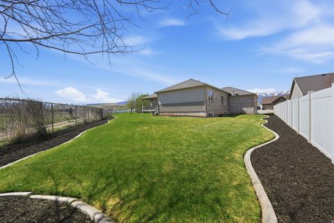 Tiny photo for 407 W LARKSPUR LN, Morgan, UT 84050 (MLS # 2149270)