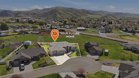 Tiny photo for 407 W LARKSPUR LN, Morgan, UT 84050 (MLS # 2149270)