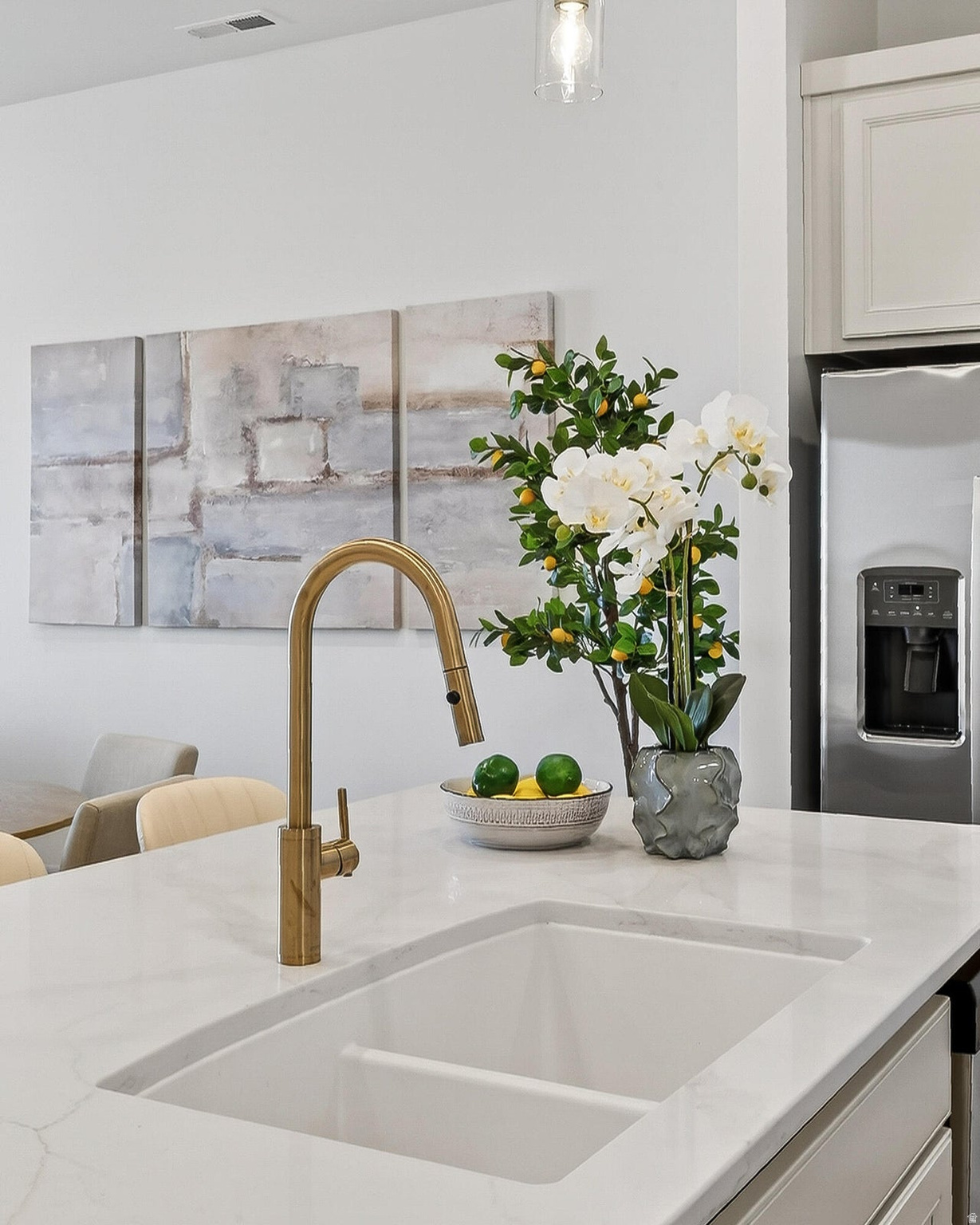 SKY VIEW ESTATES - Residential Income