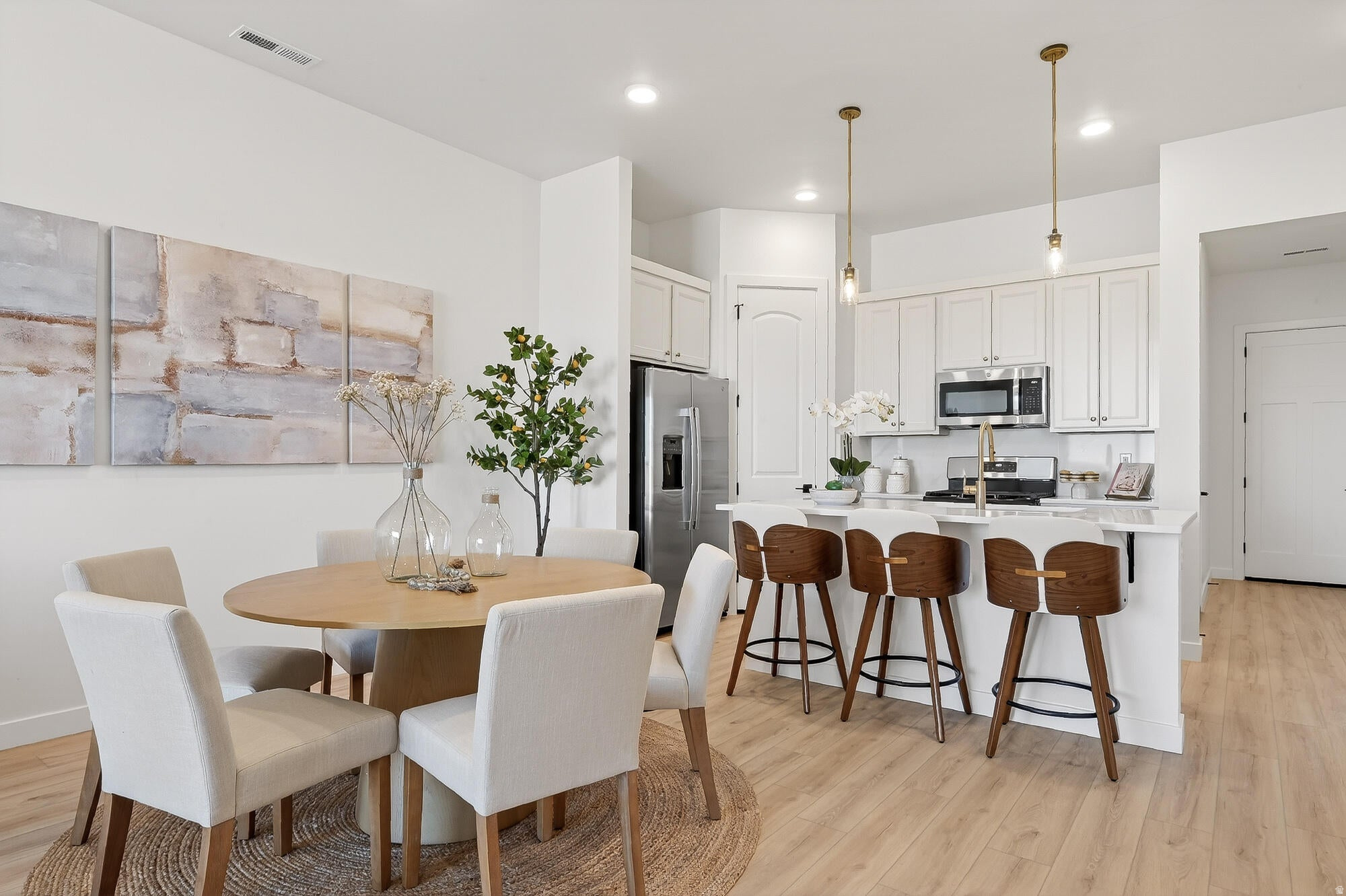 SKY VIEW ESTATES - Residential Income