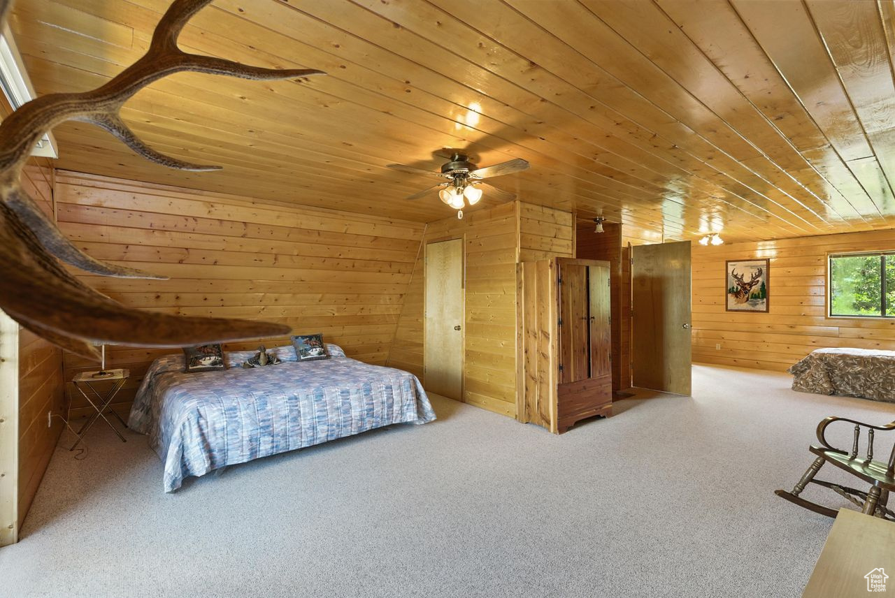 PINE MEADOW RANCH - Residential