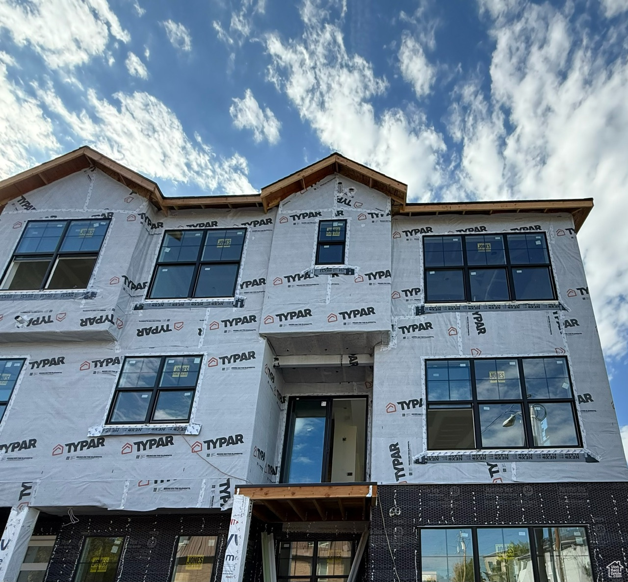 COTTAGES AT HOLLADAY - Residential