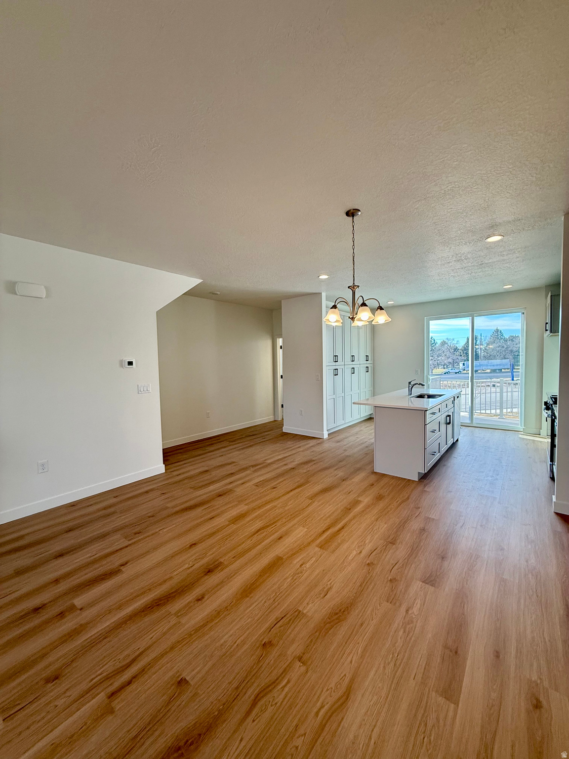 TOWNS ON MAIN - Residential