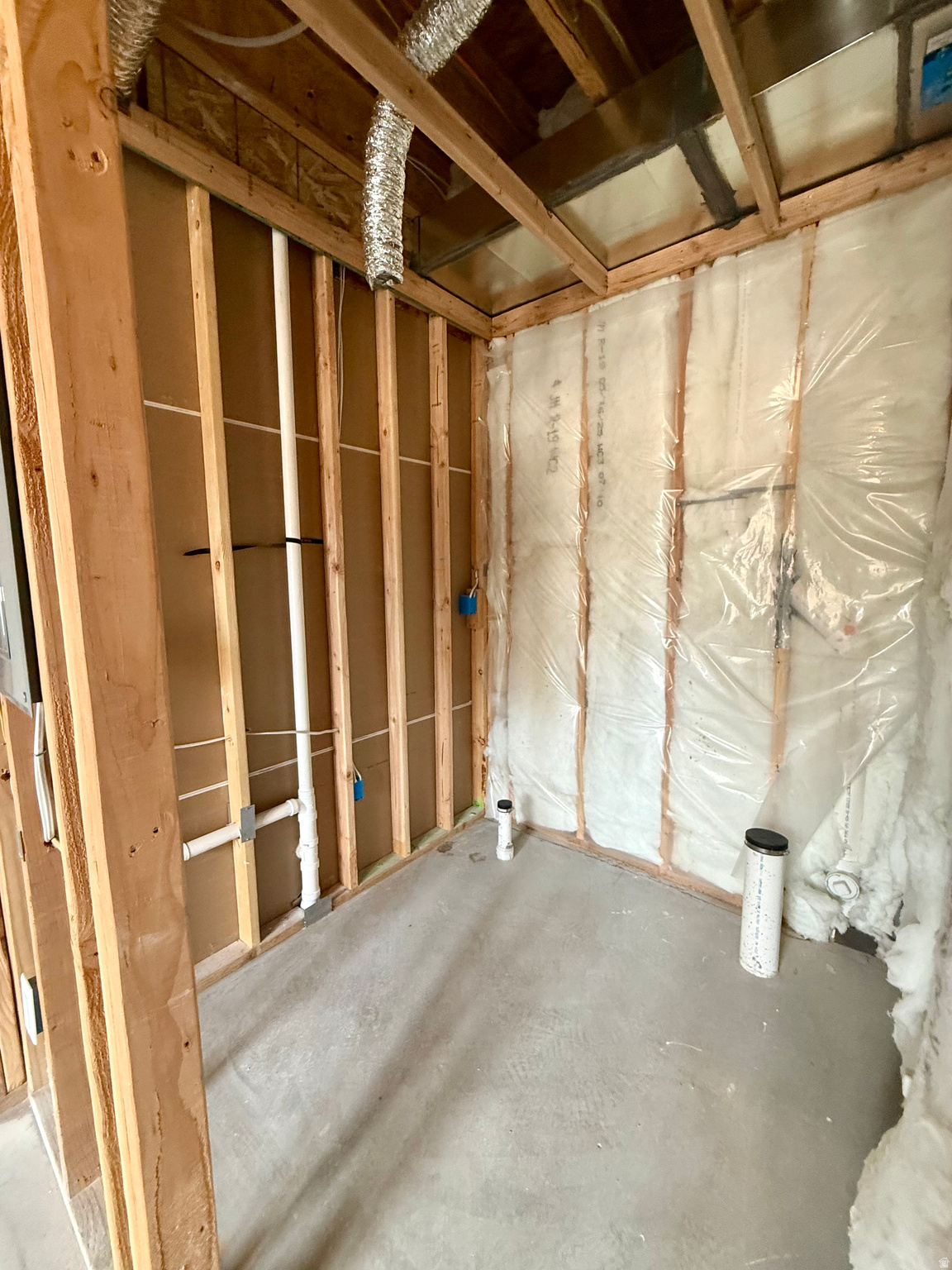 TOWNS ON MAIN - Residential