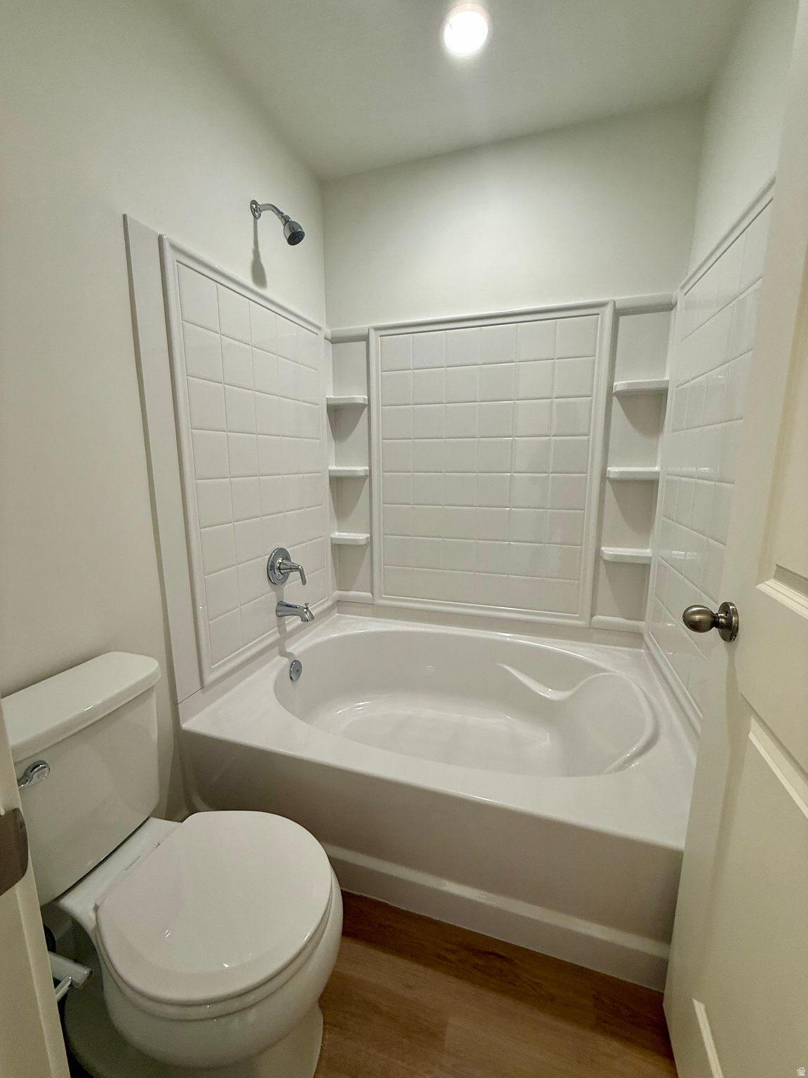 TOWNS ON MAIN - Residential