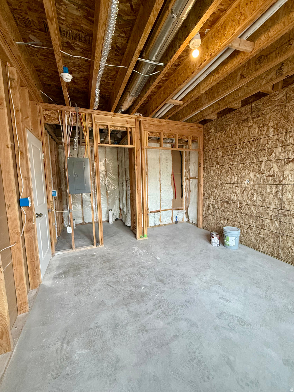 TOWNS ON MAIN - Residential