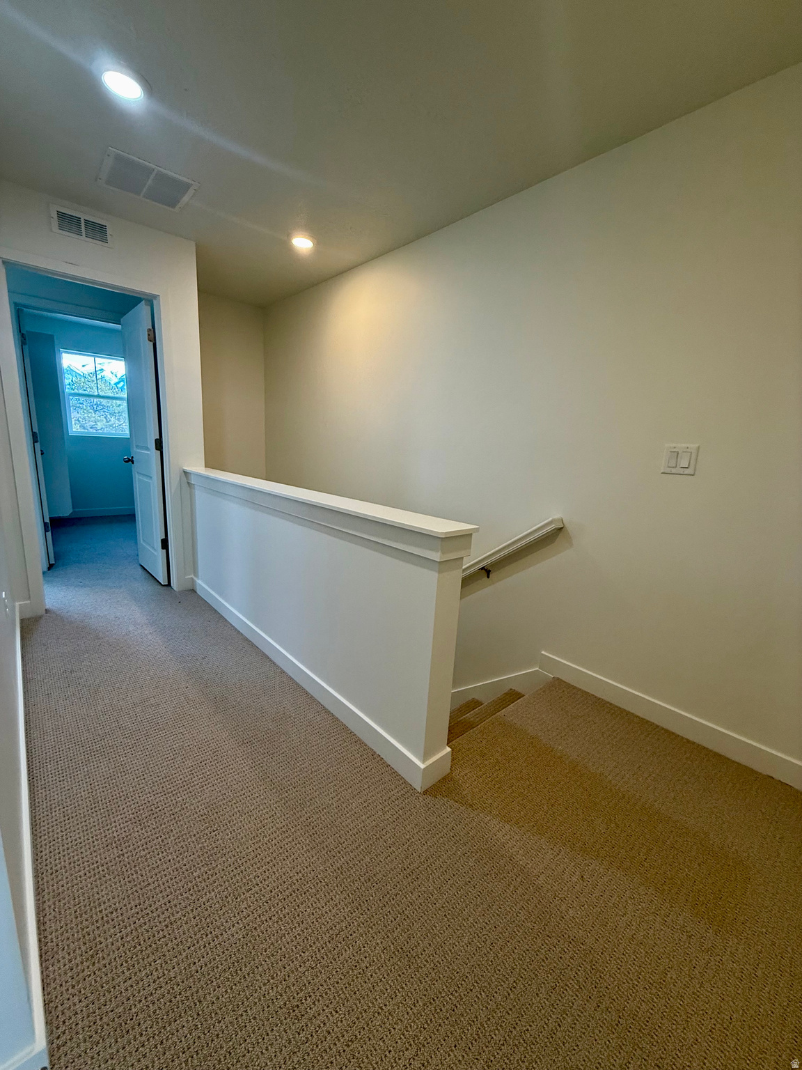 TOWNS ON MAIN - Residential