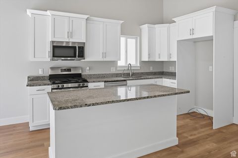 Tiny photo for 7089 GOLDEN RIDGE CT N, Eagle Mountain, UT 84005 (MLS # 2113696)