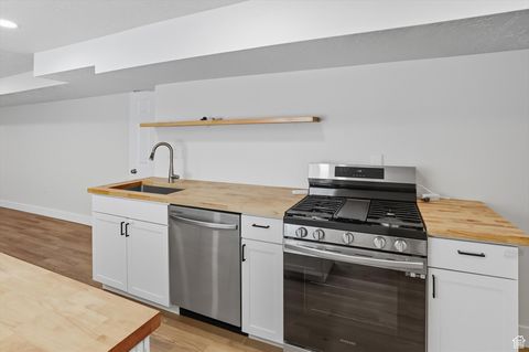 Tiny photo for 7089 GOLDEN RIDGE CT N, Eagle Mountain, UT 84005 (MLS # 2113696)