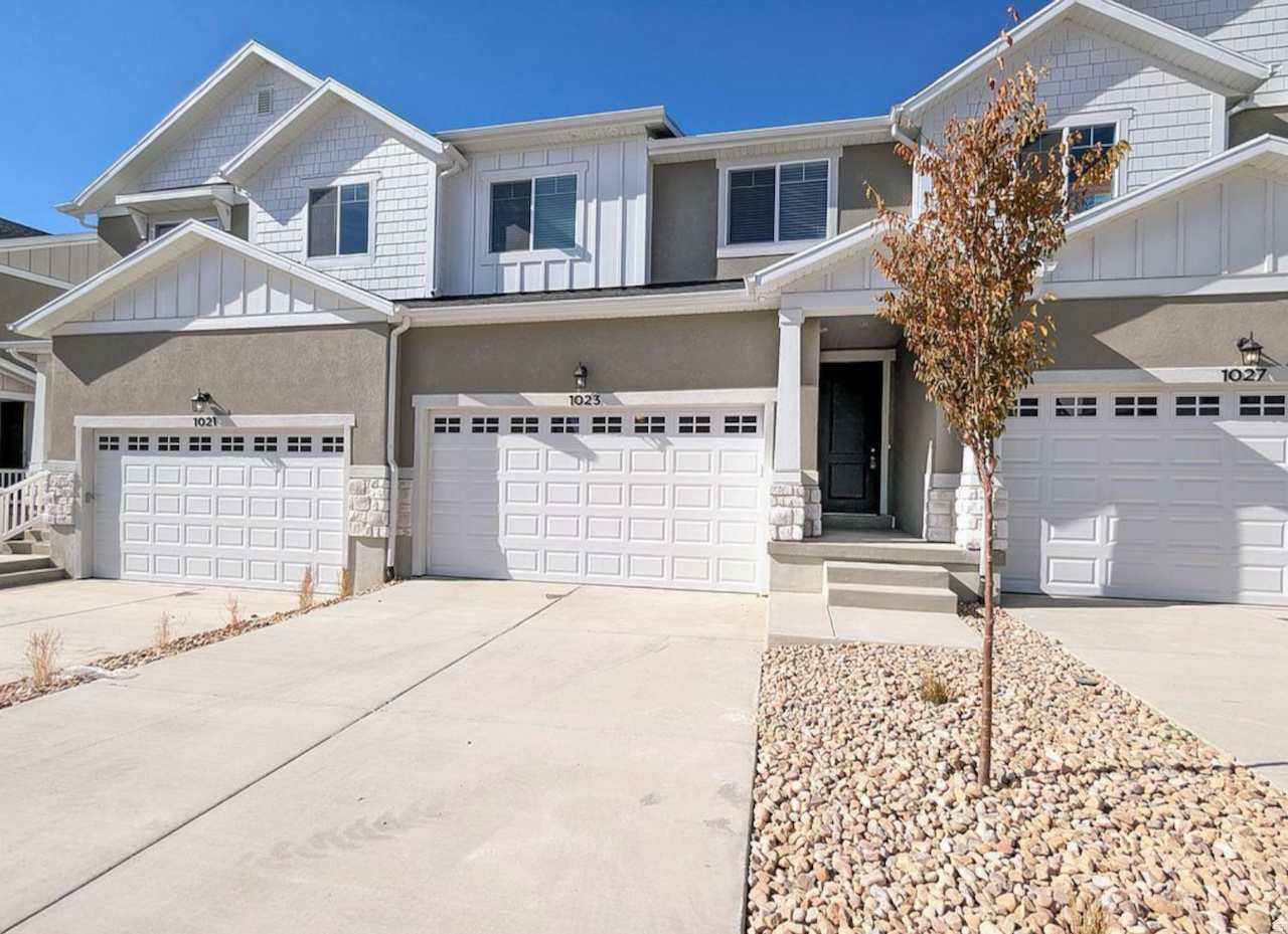 RIDGEHORNE - Residential