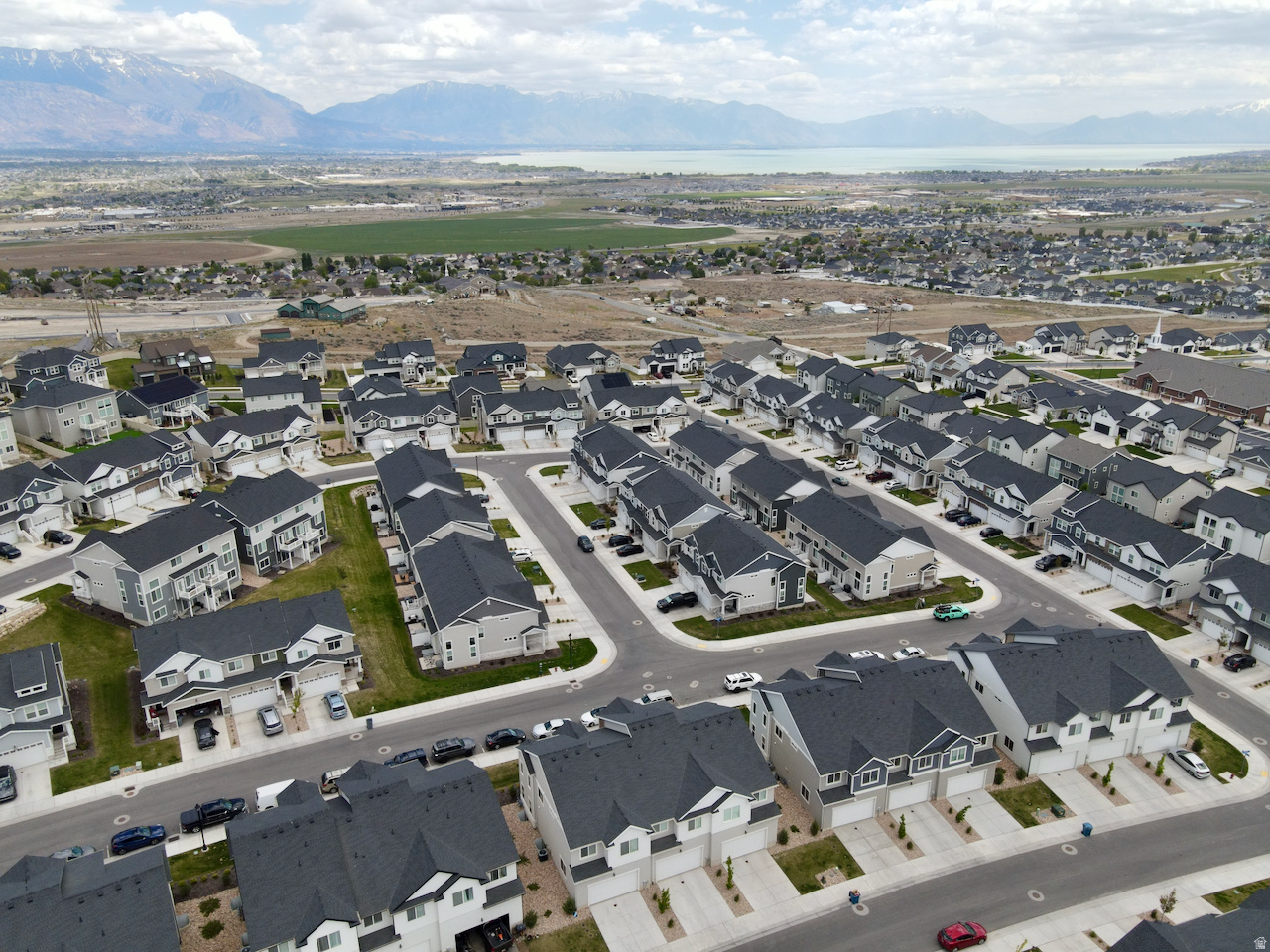 RIDGEHORNE - Residential
