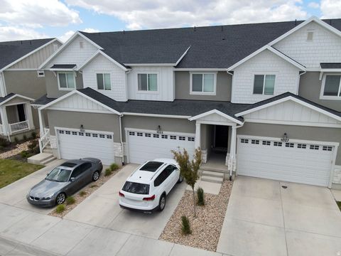 Tiny photo for 1023 N LEDGER DR #214, Saratoga Springs, UT 84045 (MLS # 2161455)