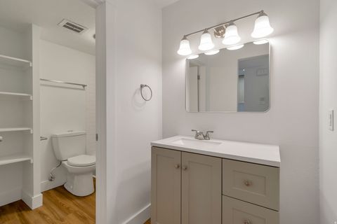 Tiny photo for 4868 S HIGHLAND CIR #2, Holladay, UT 84117 (MLS # 2154086)