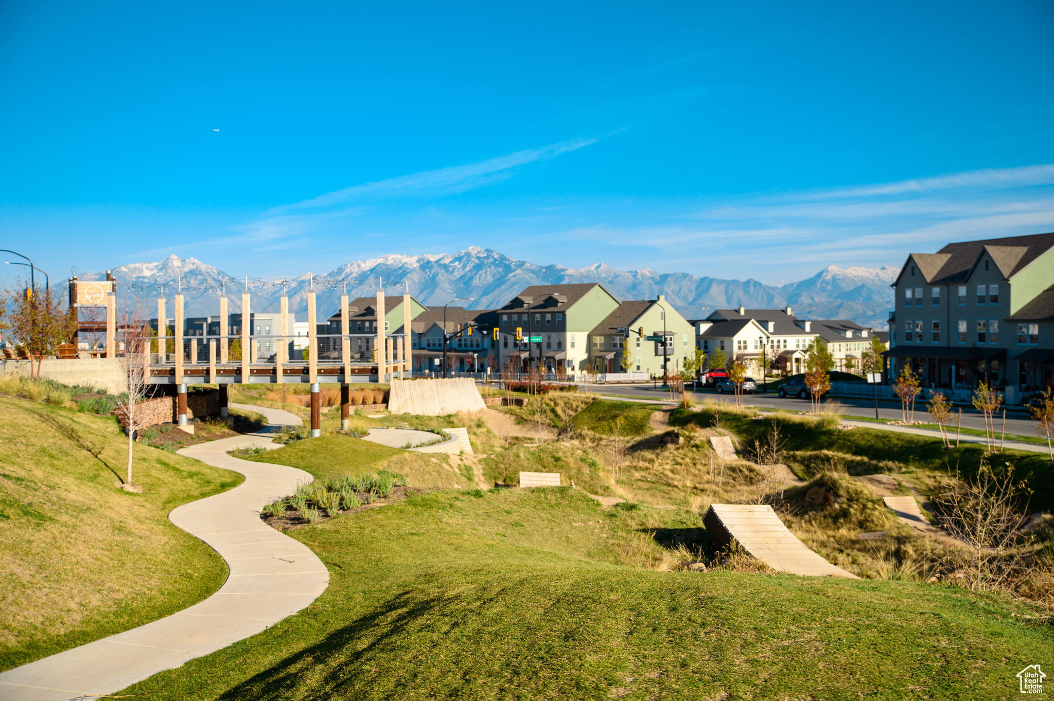 DAYBREAK - Residential