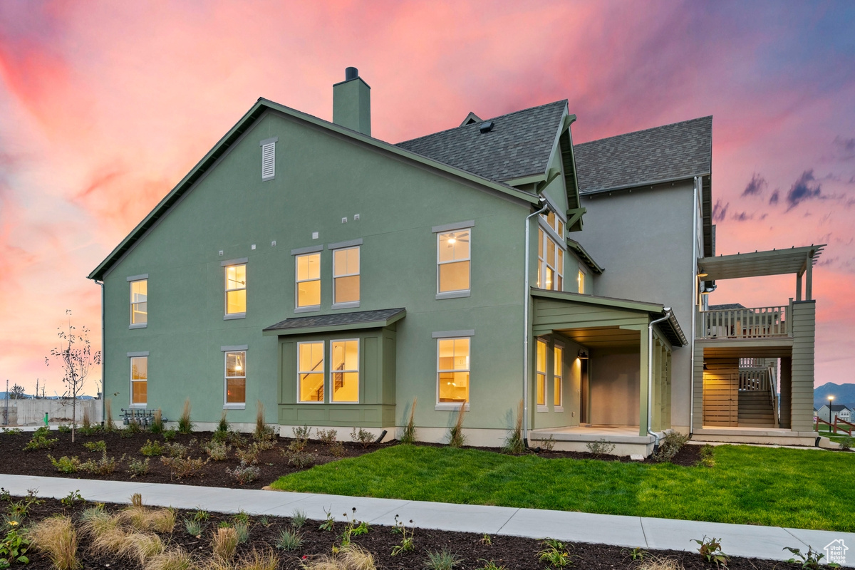 DAYBREAK - Residential