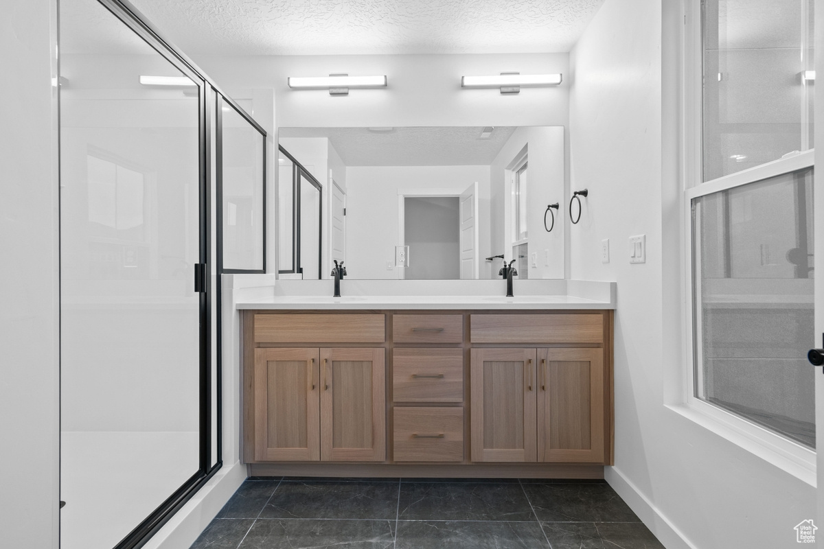 DAYBREAK - Residential