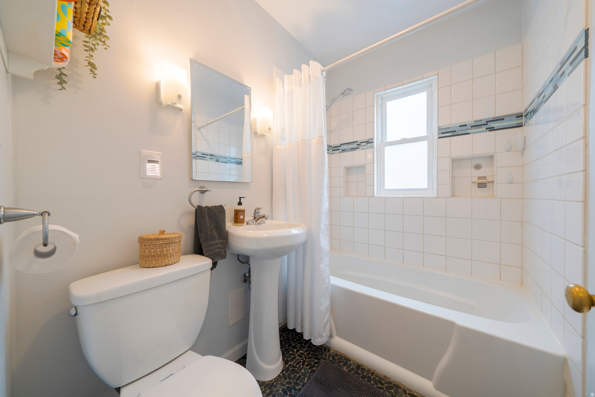 LORRAINE SUB - Residential