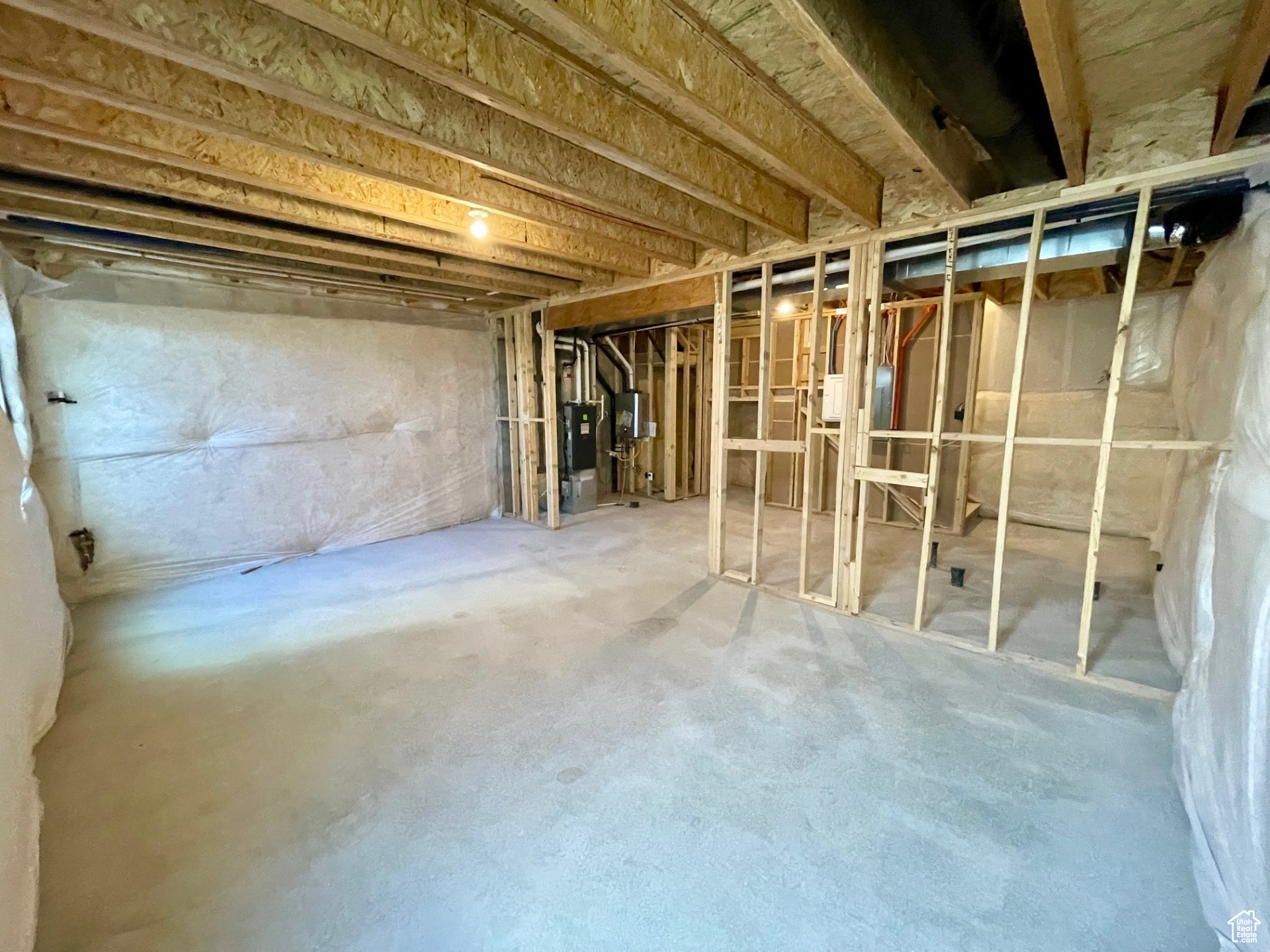 BEACON POINTE - Residential