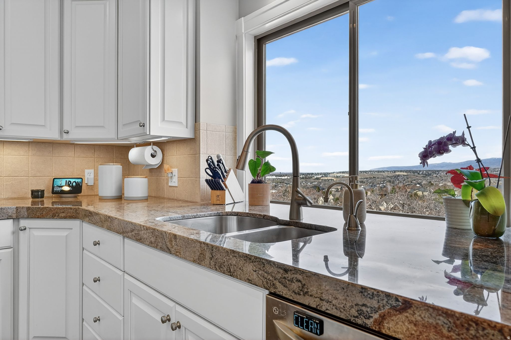 SOUTH MOUNTAIN PLAT - Residential