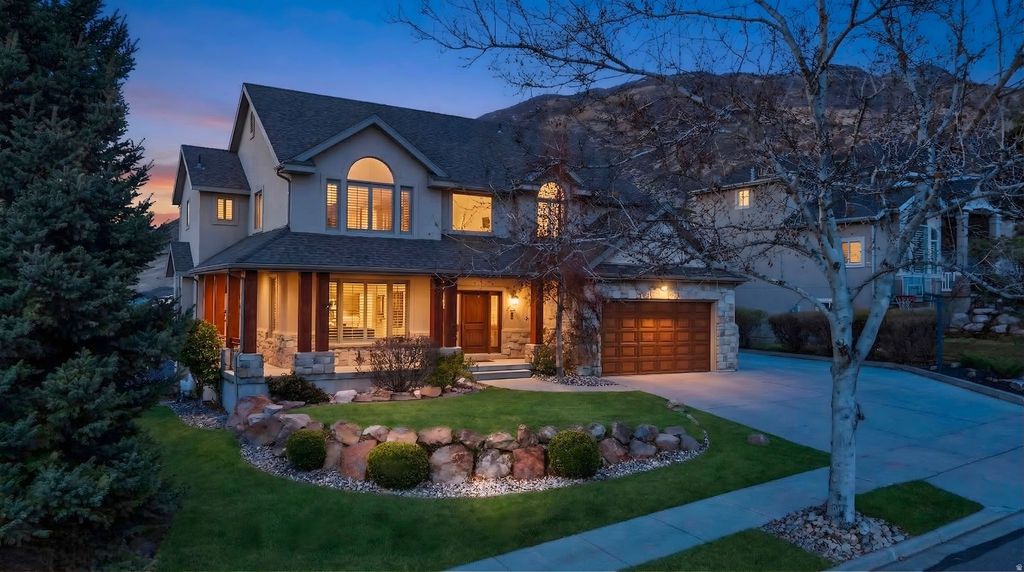 Photo of 1709 E RICHEY S, Draper, UT 84020 (MLS # 2143168)