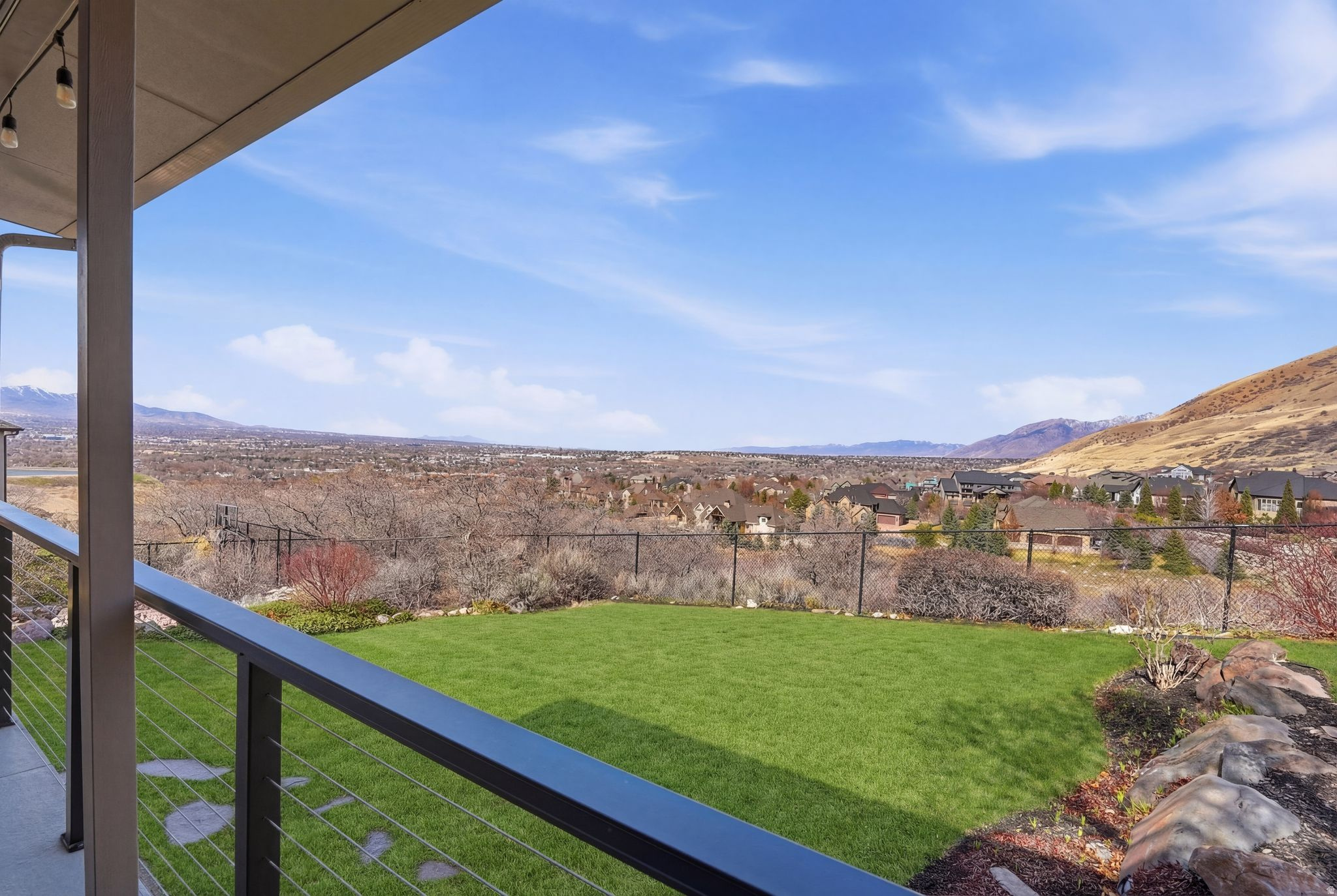 SOUTH MOUNTAIN PLAT - Residential