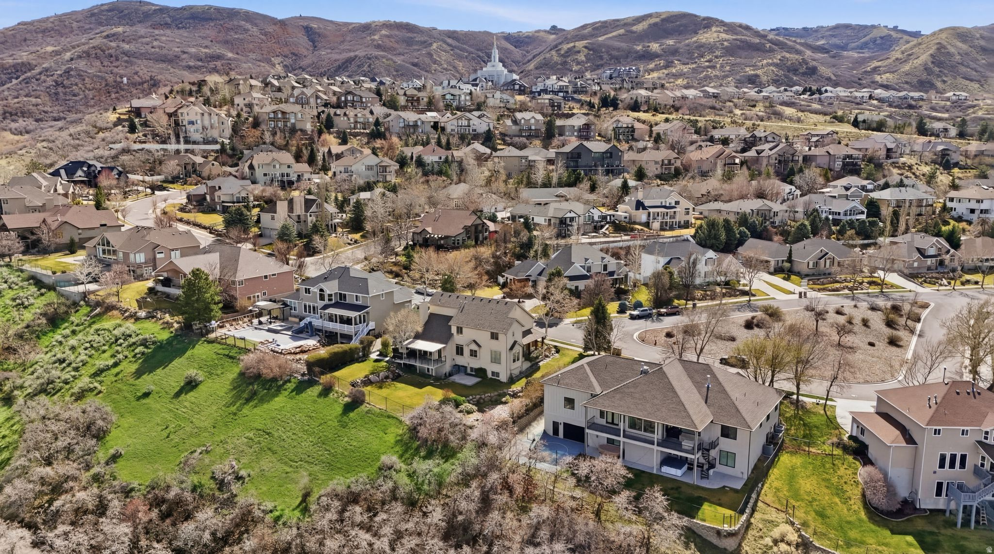 SOUTH MOUNTAIN PLAT - Residential