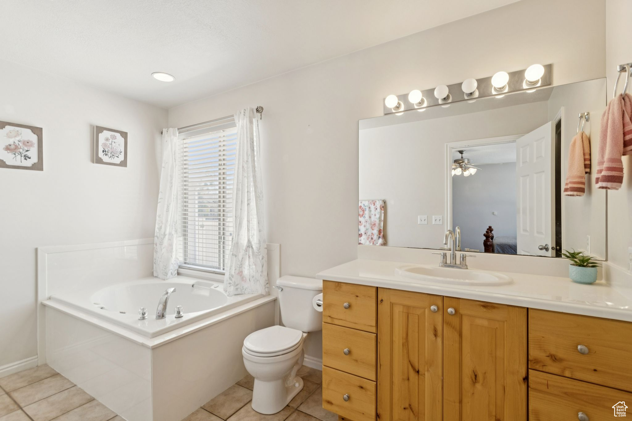 STACY MEADOWS #19 - Residential