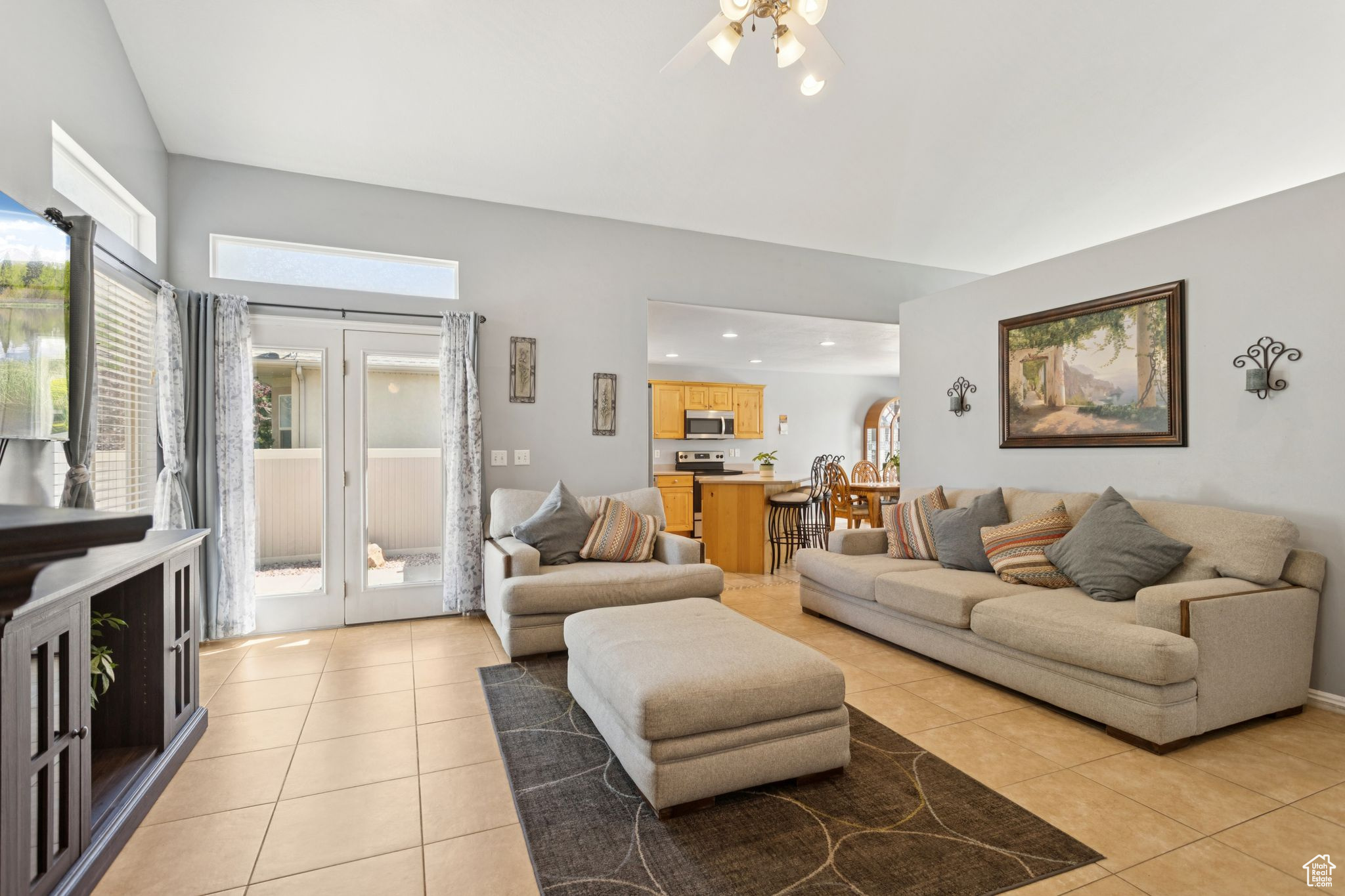 STACY MEADOWS #19 - Residential