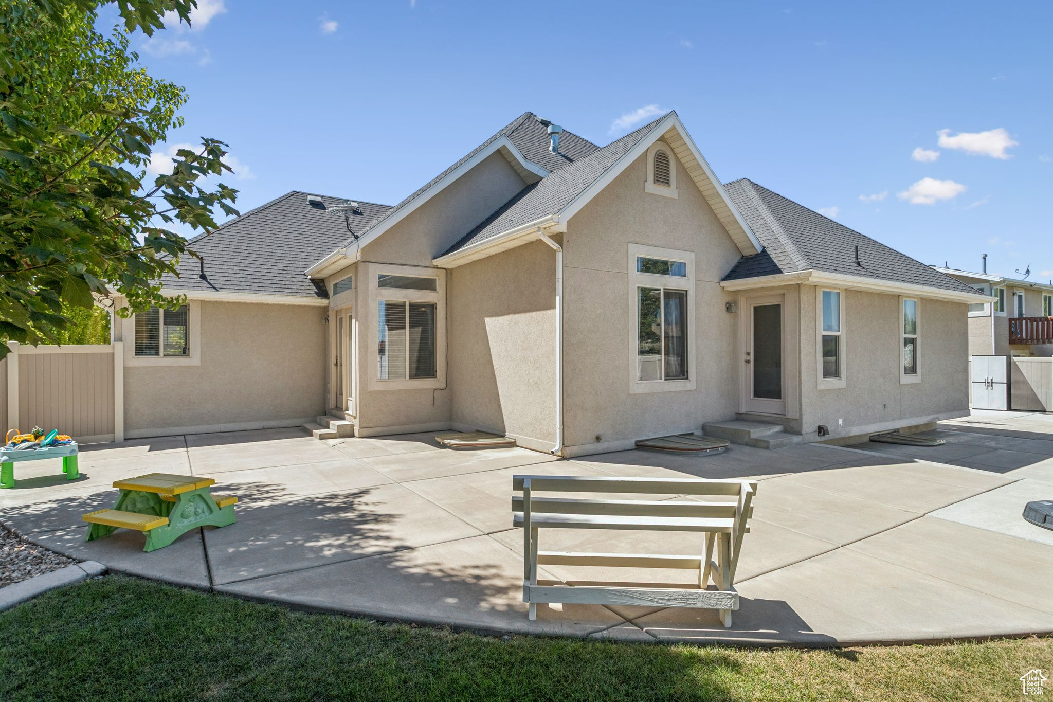 STACY MEADOWS #19 - Residential