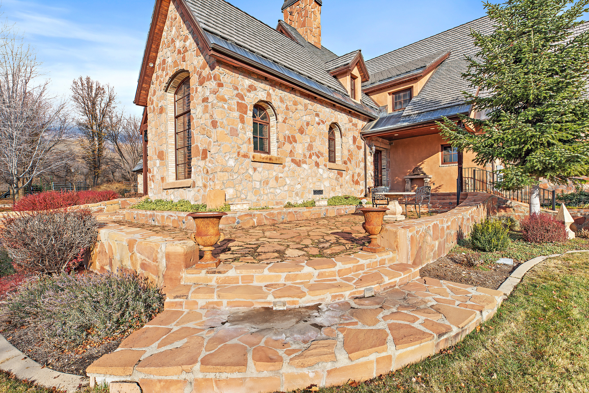 SUNBROOK - Residential