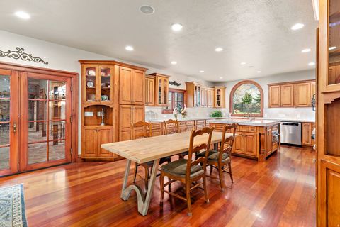 Tiny photo for 986 N SUNBROOK CIR, Alpine, UT 84004 (MLS # 2126104)