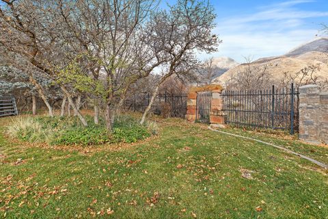 Tiny photo for 986 N SUNBROOK CIR, Alpine, UT 84004 (MLS # 2126104)