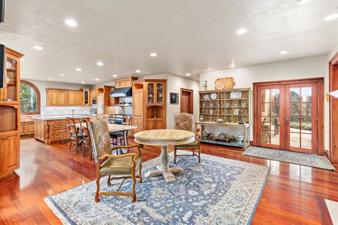 Tiny photo for 986 N SUNBROOK CIR, Alpine, UT 84004 (MLS # 2126104)