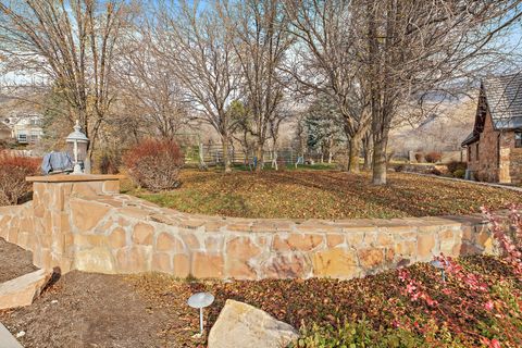 Tiny photo for 986 N SUNBROOK CIR, Alpine, UT 84004 (MLS # 2126104)