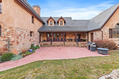 Tiny photo for 986 N SUNBROOK CIR, Alpine, UT 84004 (MLS # 2126104)