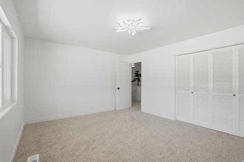 Tiny photo for 725 E THREE FOUNTAINS CIR #57, Murray, UT 84107 (MLS # 2174336)