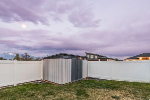 Tiny photo for 10581 S VERDA CIR, South Jordan, UT 84095 (MLS # 2147420)