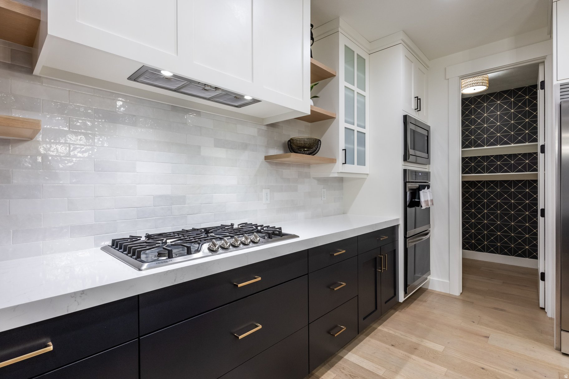 MCMULLIN ACRES - Residential