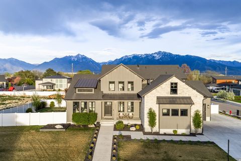 Tiny photo for 10581 S VERDA CIR, South Jordan, UT 84095 (MLS # 2147420)