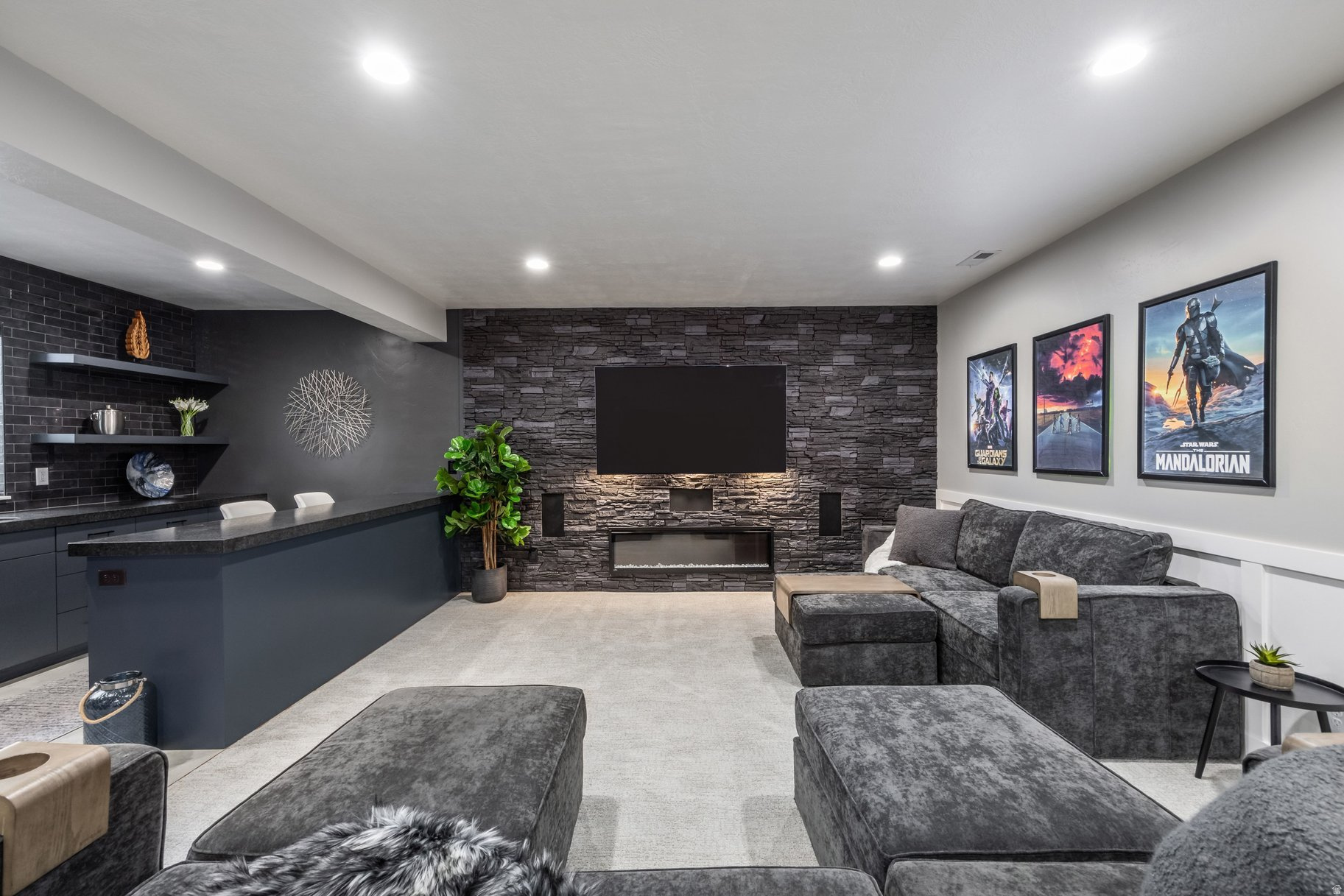 MCMULLIN ACRES - Residential