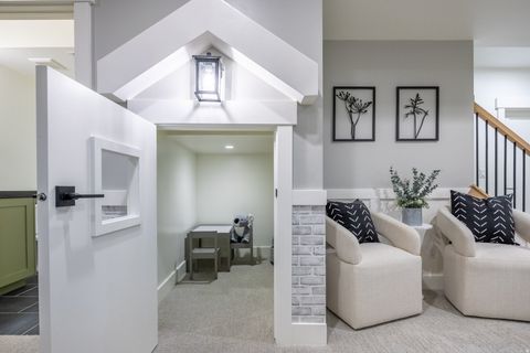 Tiny photo for 10581 S VERDA CIR, South Jordan, UT 84095 (MLS # 2147420)