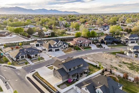 Tiny photo for 10581 S VERDA CIR, South Jordan, UT 84095 (MLS # 2147420)