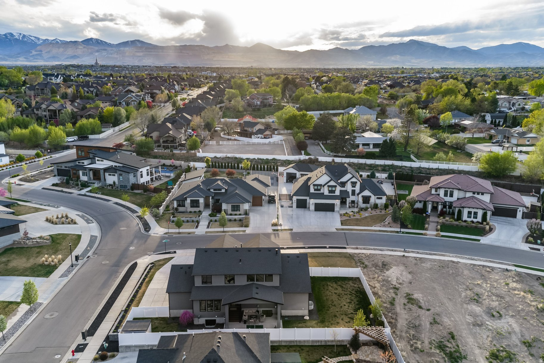 MCMULLIN ACRES - Residential