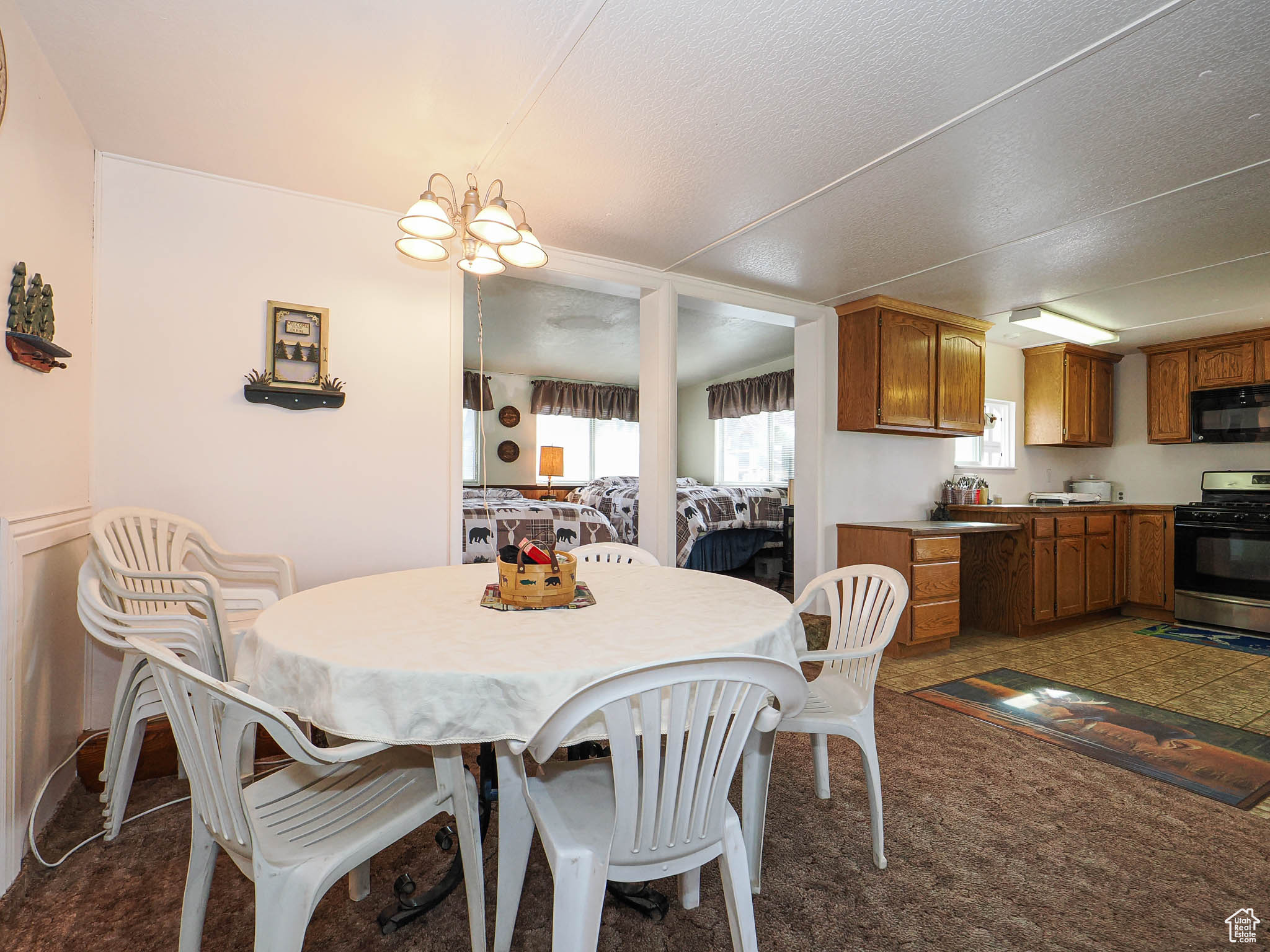 SKYLINE MOUNTAIN - Residential