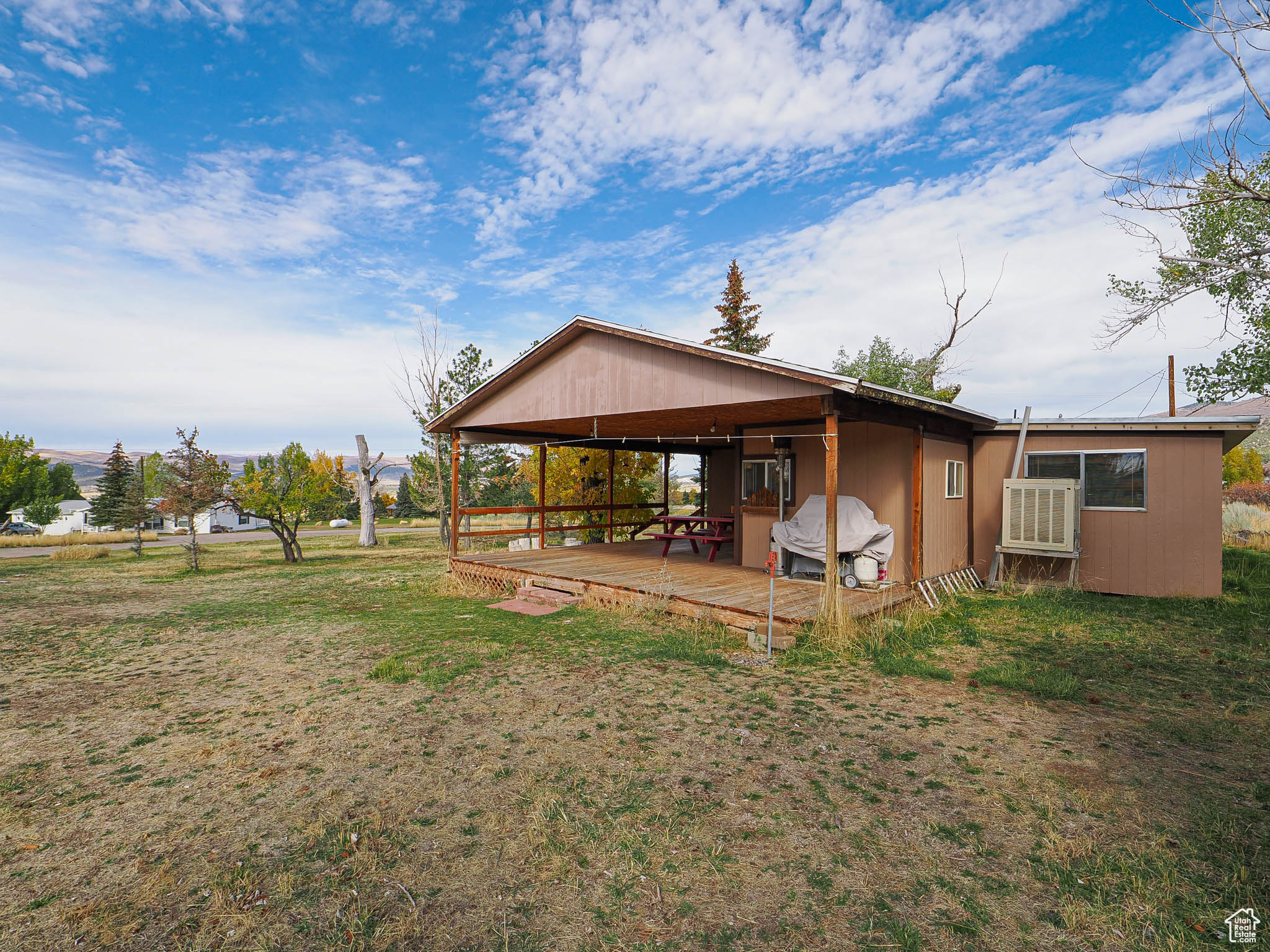 SKYLINE MOUNTAIN - Residential