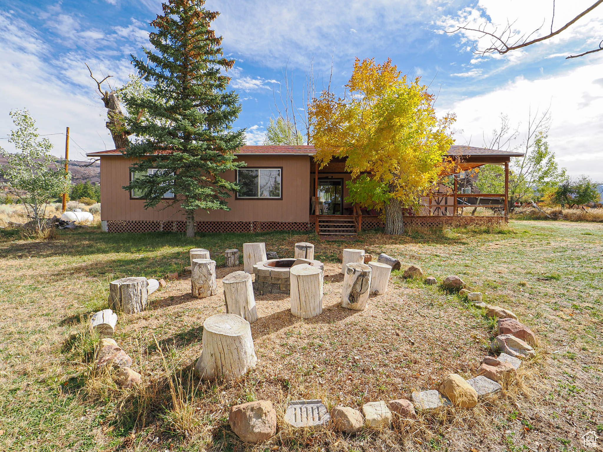 SKYLINE MOUNTAIN - Residential