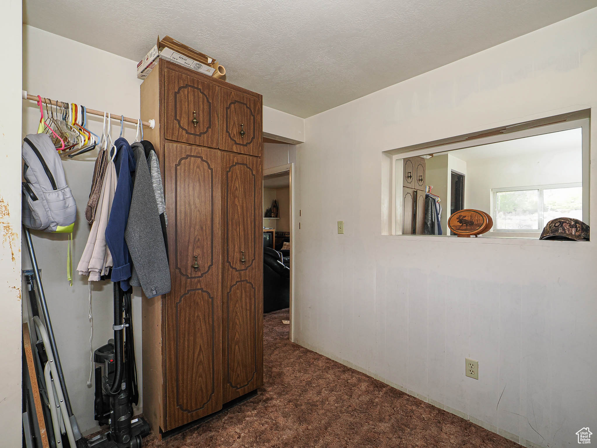 SKYLINE MOUNTAIN - Residential